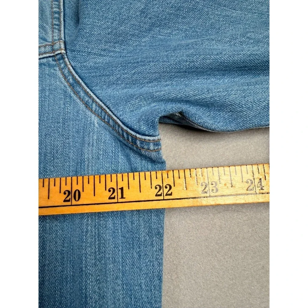 J Crew Men's Classic Denim Trucker Jacket Light Wash Indigo Eco Re-Imagined M